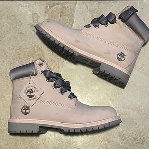 Timberline boots 5.5